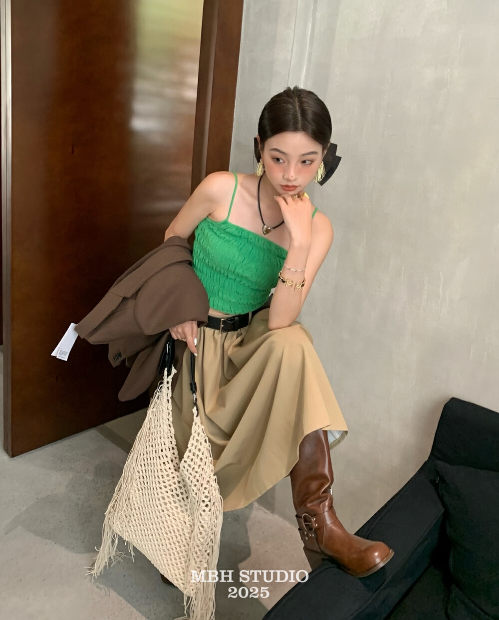 MBH Top Grain Leather Bohemian Beach Woven Tassel Large Shoulder Bag - Image 3
