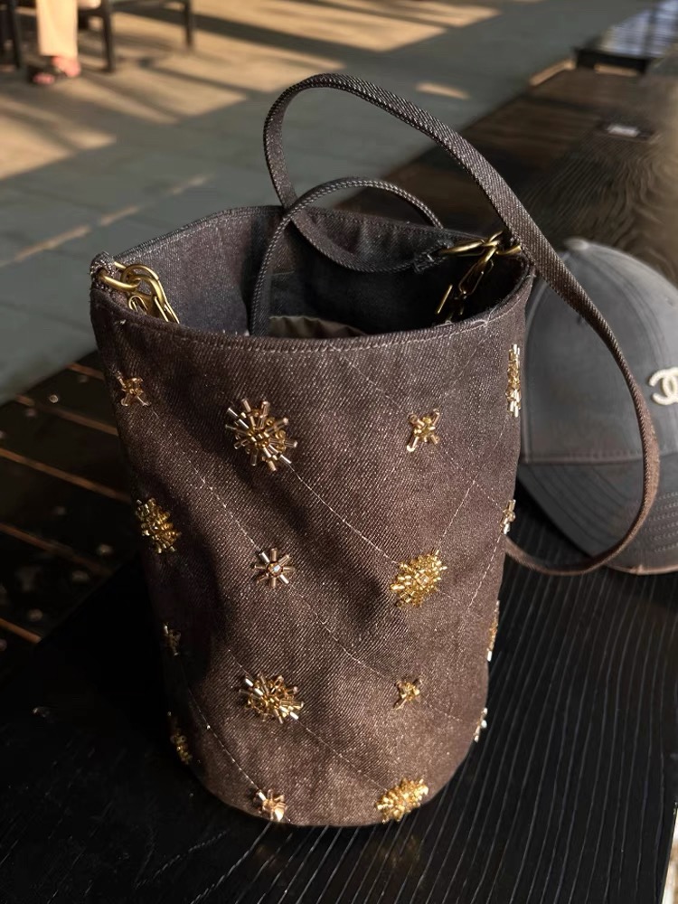 Beaded Embroidered Bucket Bag 2025 Summer Denim Shoulder Bag New Chinese Style Versatile Crossbody Women's Bag